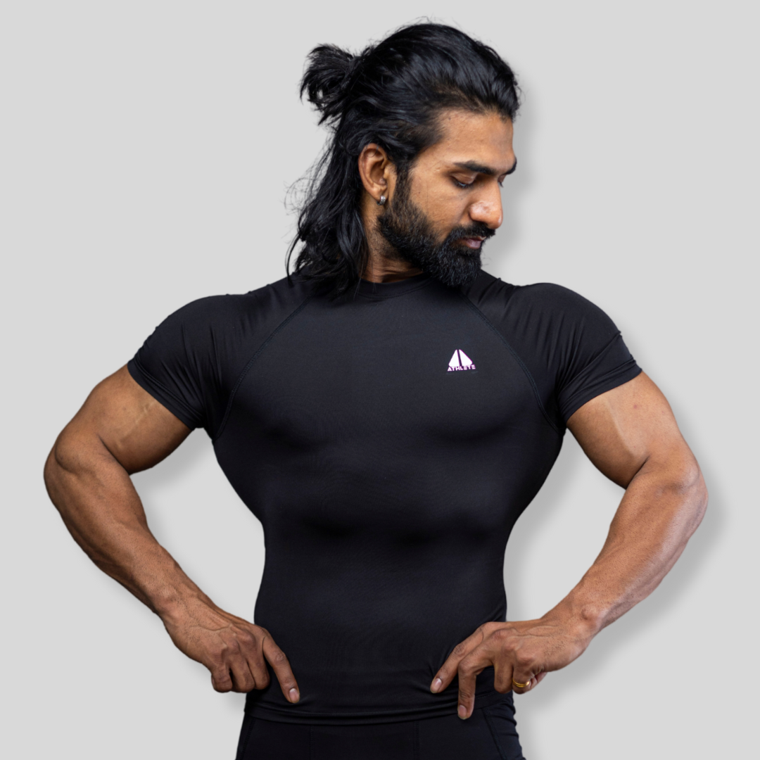 Essential Men Compression Tee | Half Sleeve