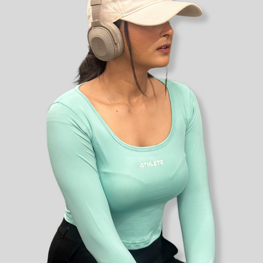 Essential Women compression top | Crop length