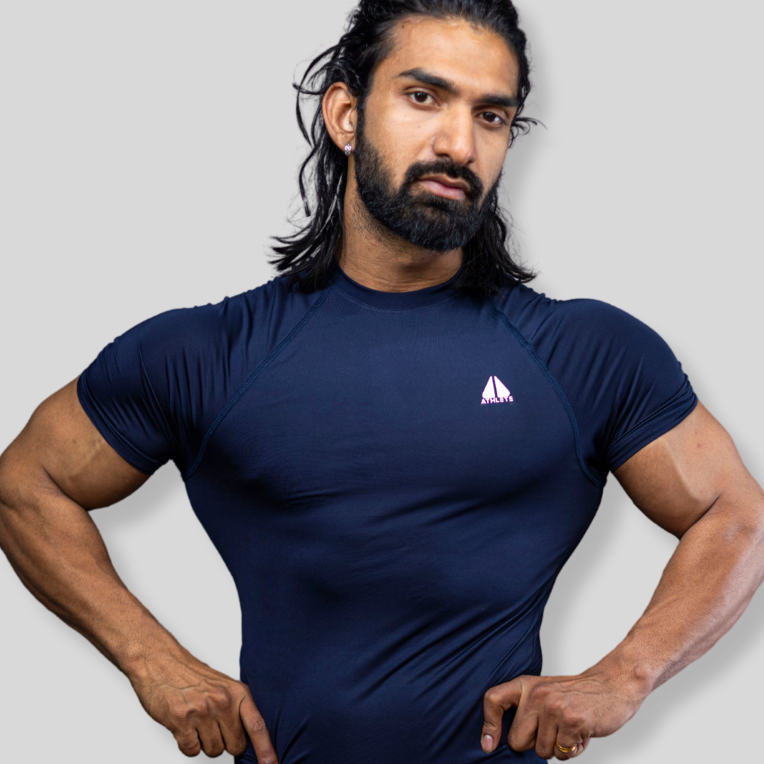 Essential Men Compression Tee | Half Sleeve